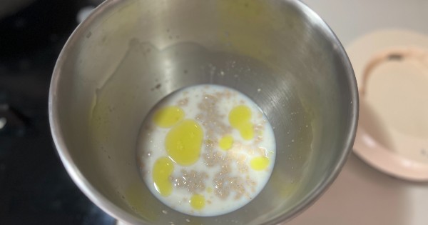 پیتزای مخلوط با خمیر دست ساز خانگی