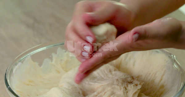 پیراشکی پف دار