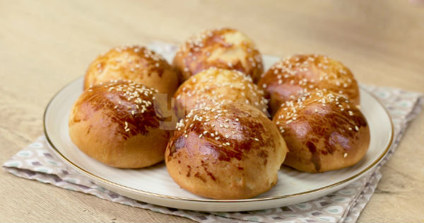 پیراشکی پف دار